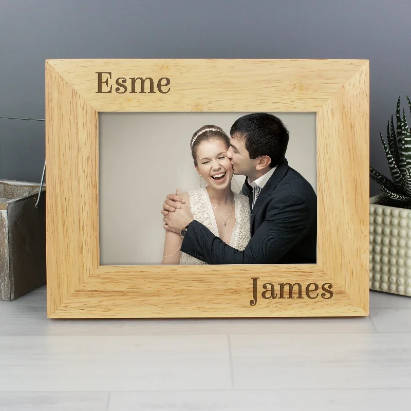 Personalised Couples 6x4 Oak Finish Photo Frame - Personalise It!